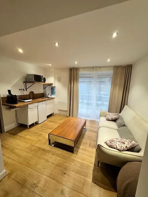 Charmant Studio Vue Sur Jardin Wattignies