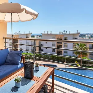apartment-with-panoramic-terrace-swimming-pool-and.hotelaalgarve.com/